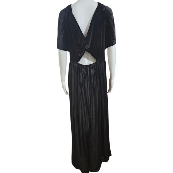 ASOS Curve Size 22 Black Velvet Pleated Maxi Dress Cutout Back - Picture 7 of 11